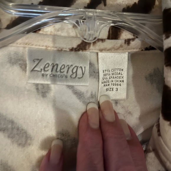 Fabulous animal print Zenergy Jacket - Picture 8 of 11